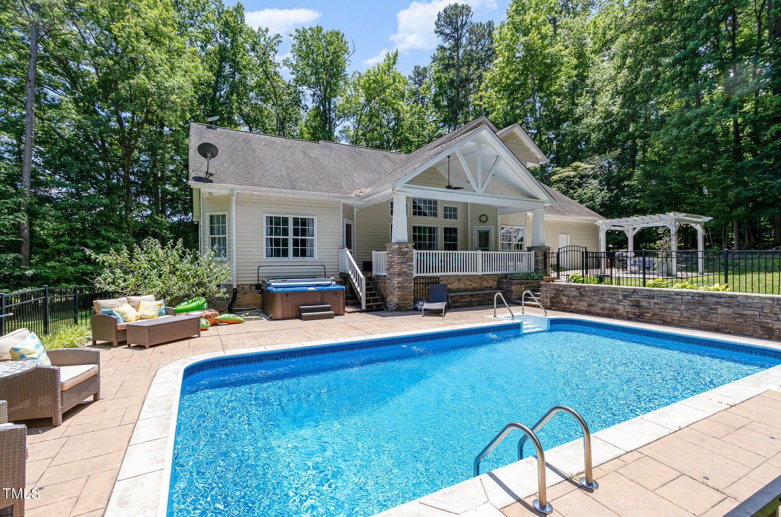 Property Photo: 679 Roberts Chapel Road NC 27581