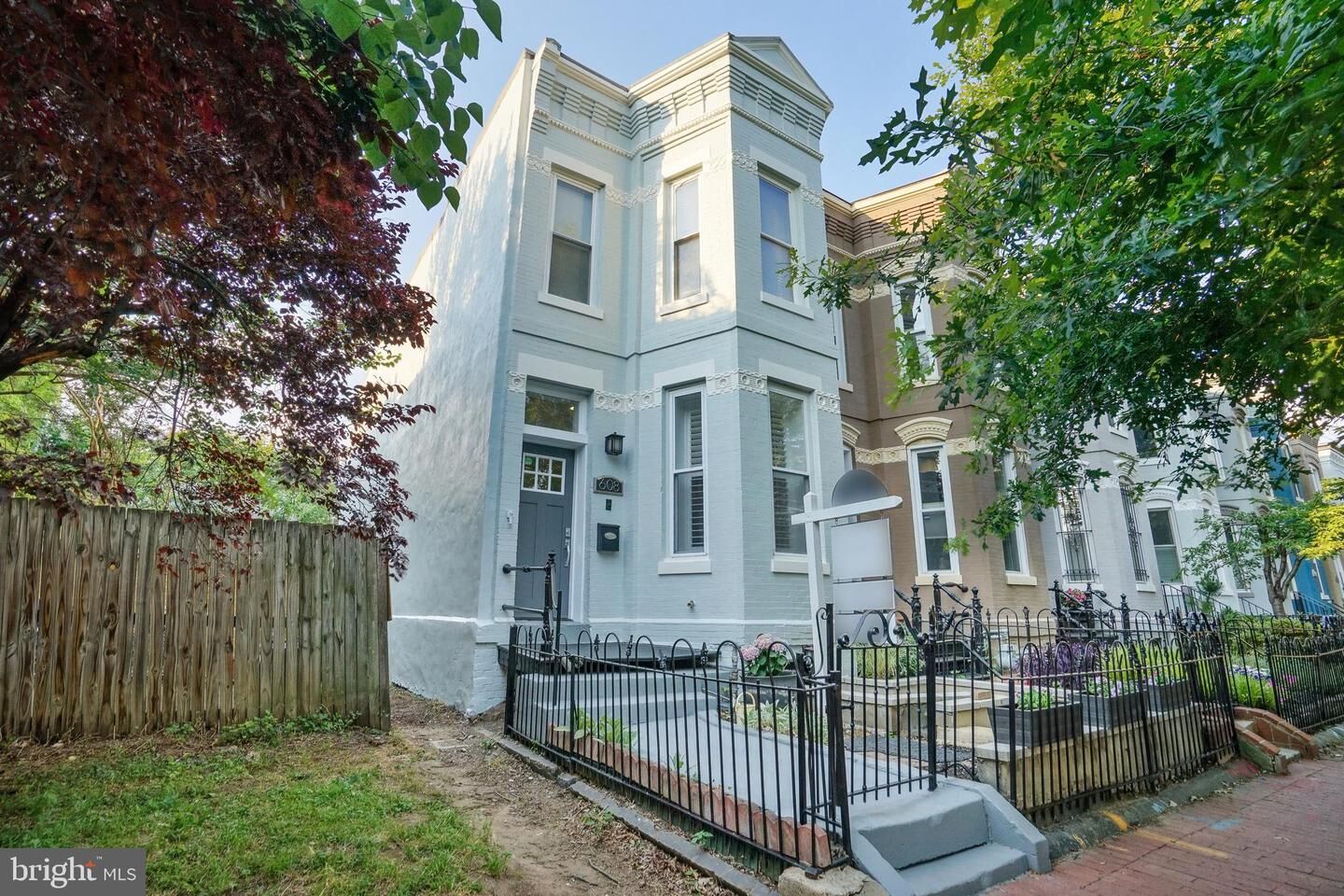 Property Photo: 608 G Street NE DC 20002