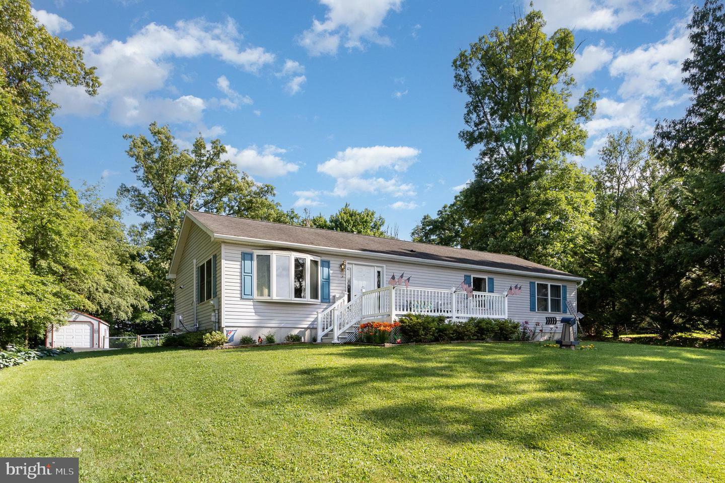 Property Photo:  385 Linton Hill Road  PA 17020 