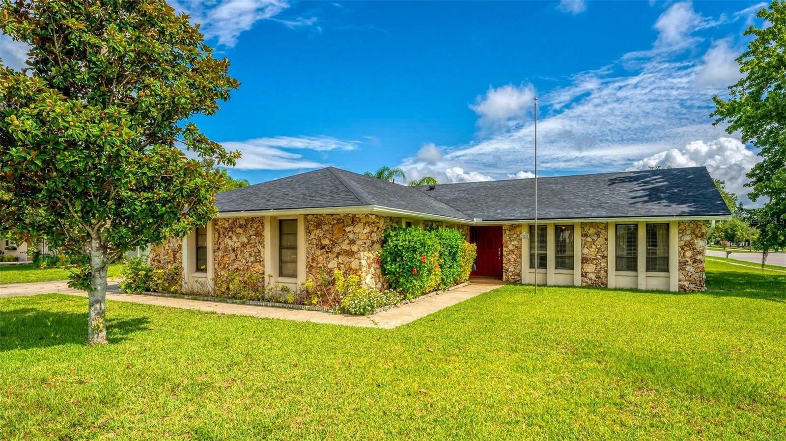Property Photo: 20547 Maxim Parkway FL 32833