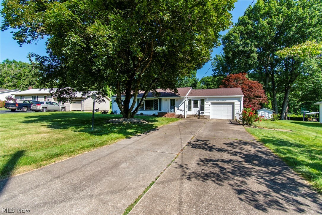 Property Photo:  7601 Connelly Road  OH 44438 