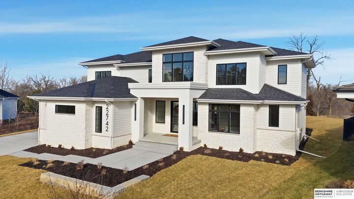 Property Photo:  22742 Sanctuary Ridge Drive  NE 68022 