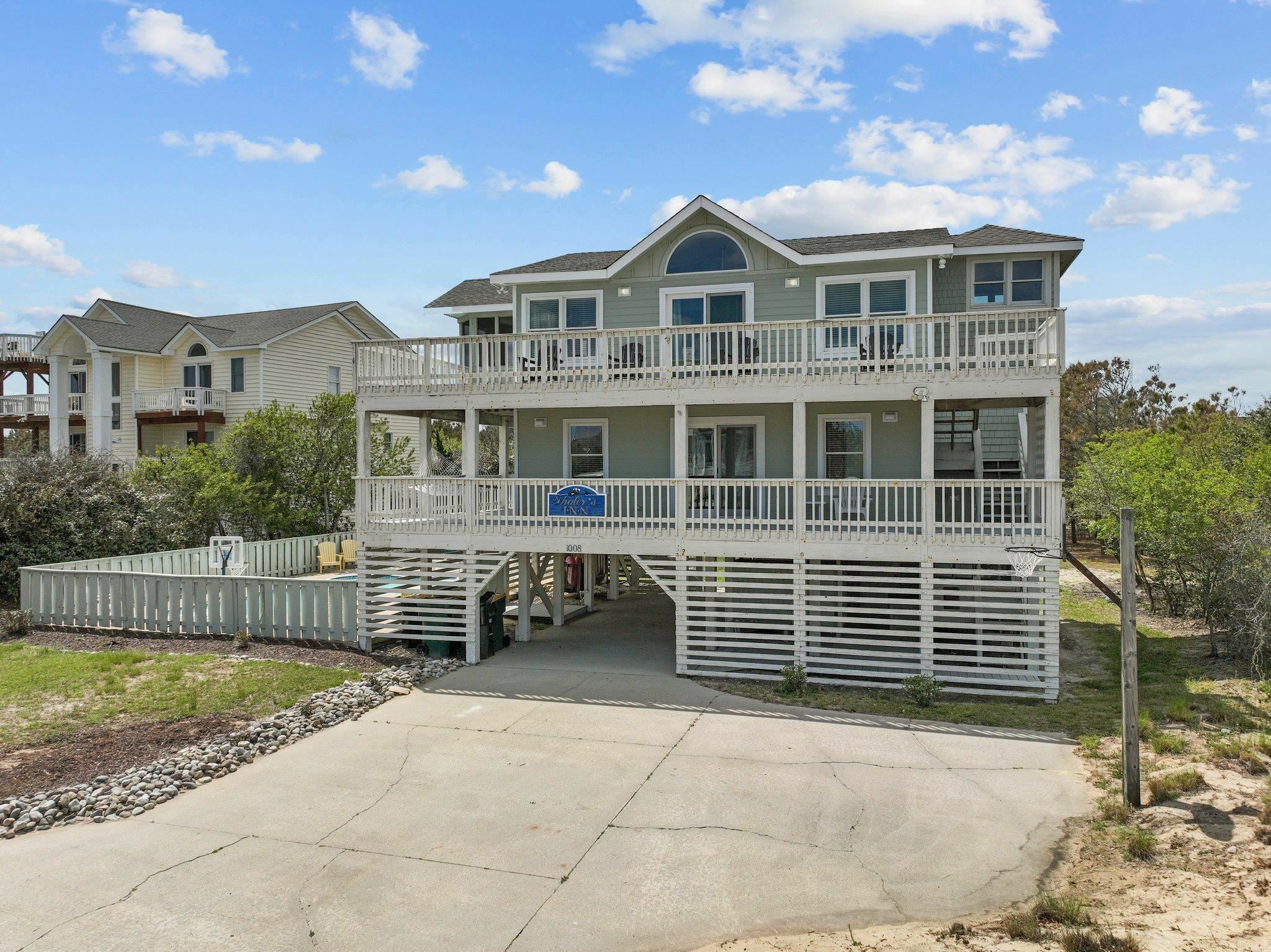 Property Photo:  1008 Whalehead Drive  NC 27927 