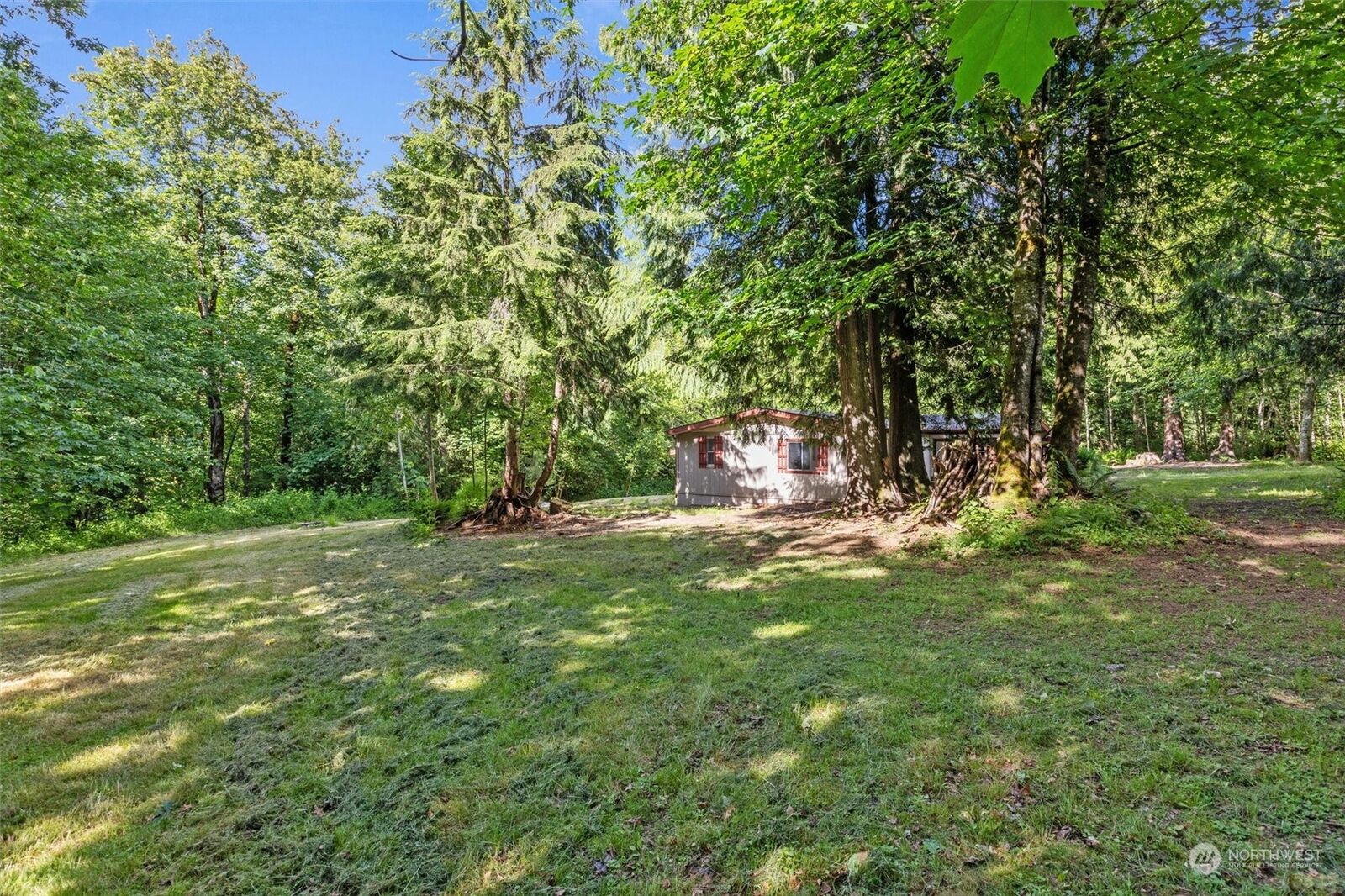 Property Photo:  28408 SE 43rd Street  WA 98024 