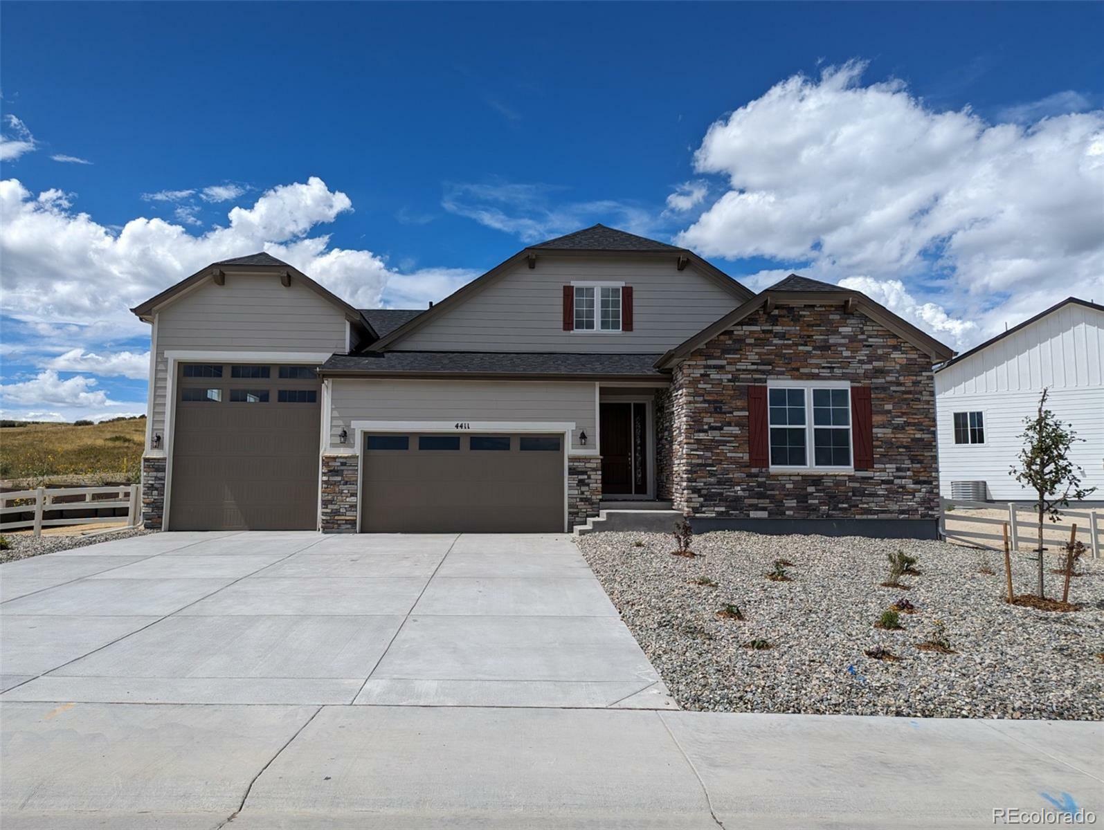 Property Photo: 4411 Hickory Oaks Street CO 80104