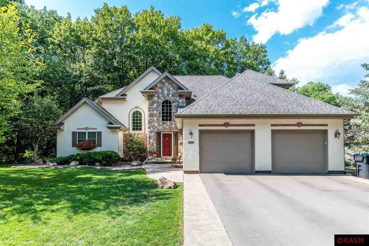 Property Photo:  121 Bartholomew Lane  MN 56001 