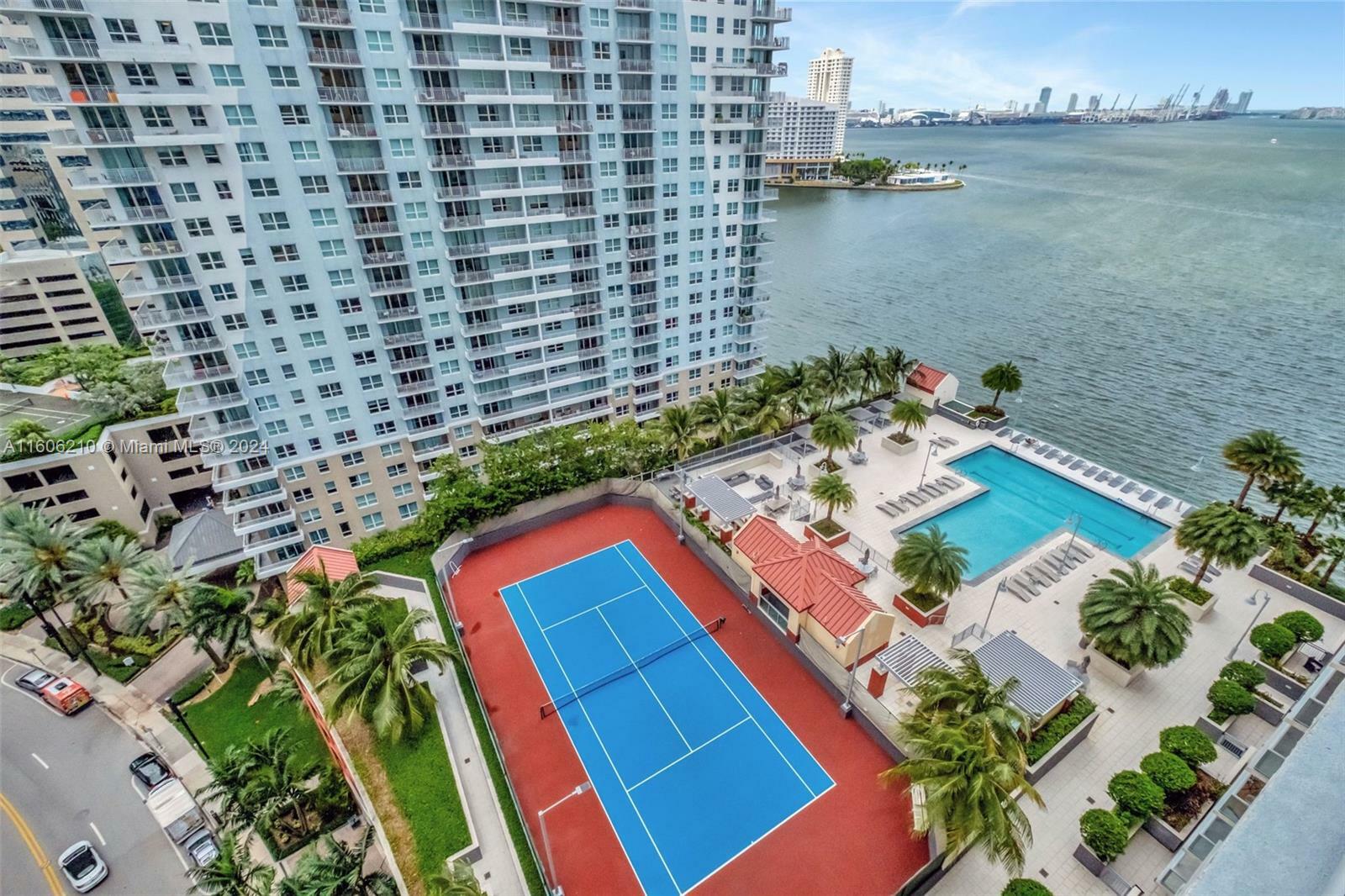 Property Photo:  1155 Brickell Bay Dr 1802  FL 33131 