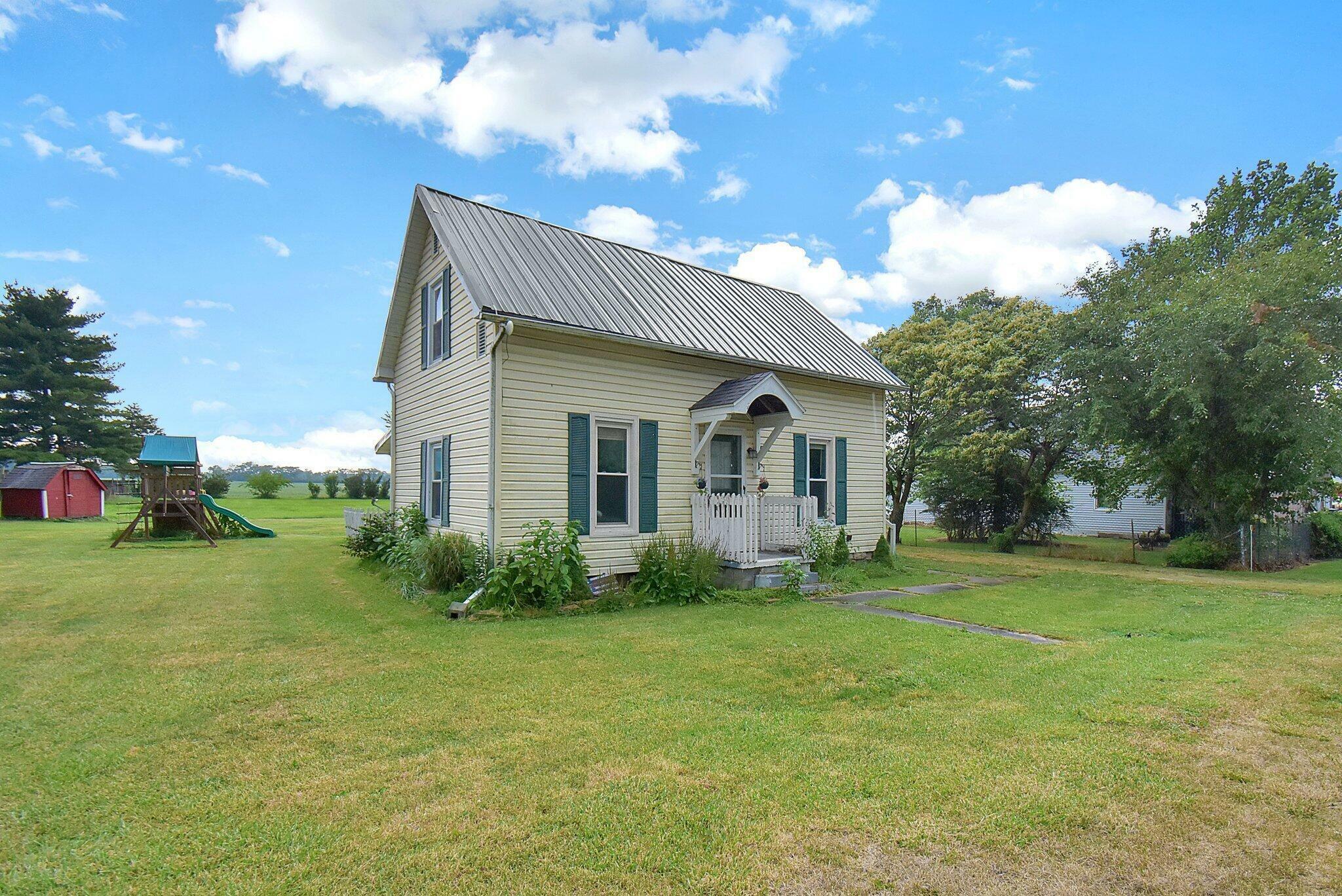 Property Photo:  6894 Stafford Road SW  OH 43160 