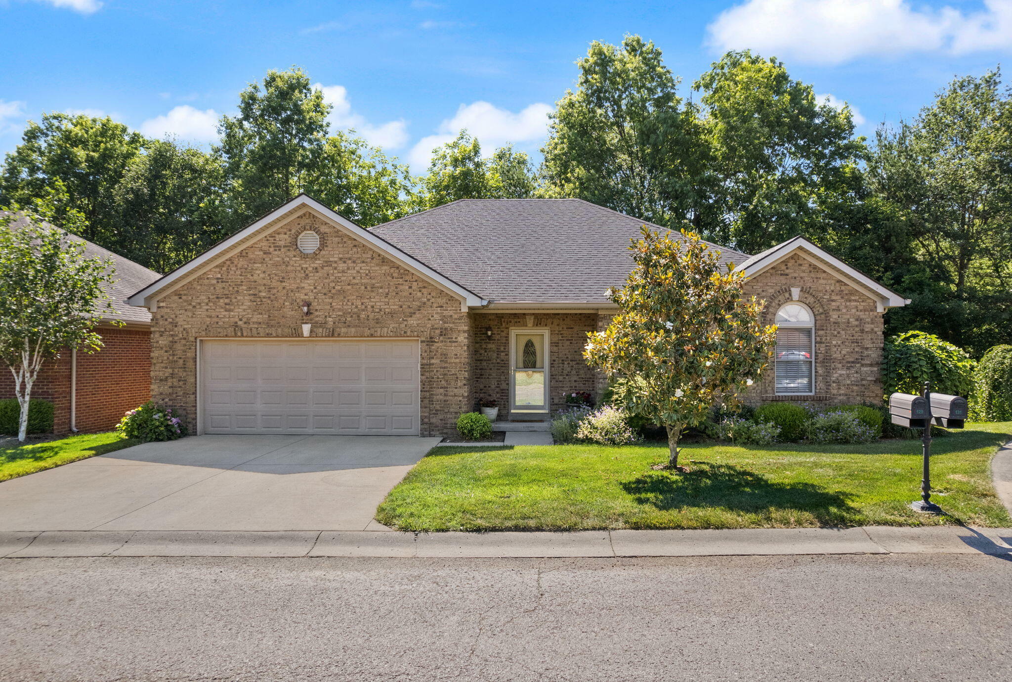 Property Photo: 129 Kendall Drive KY 40422