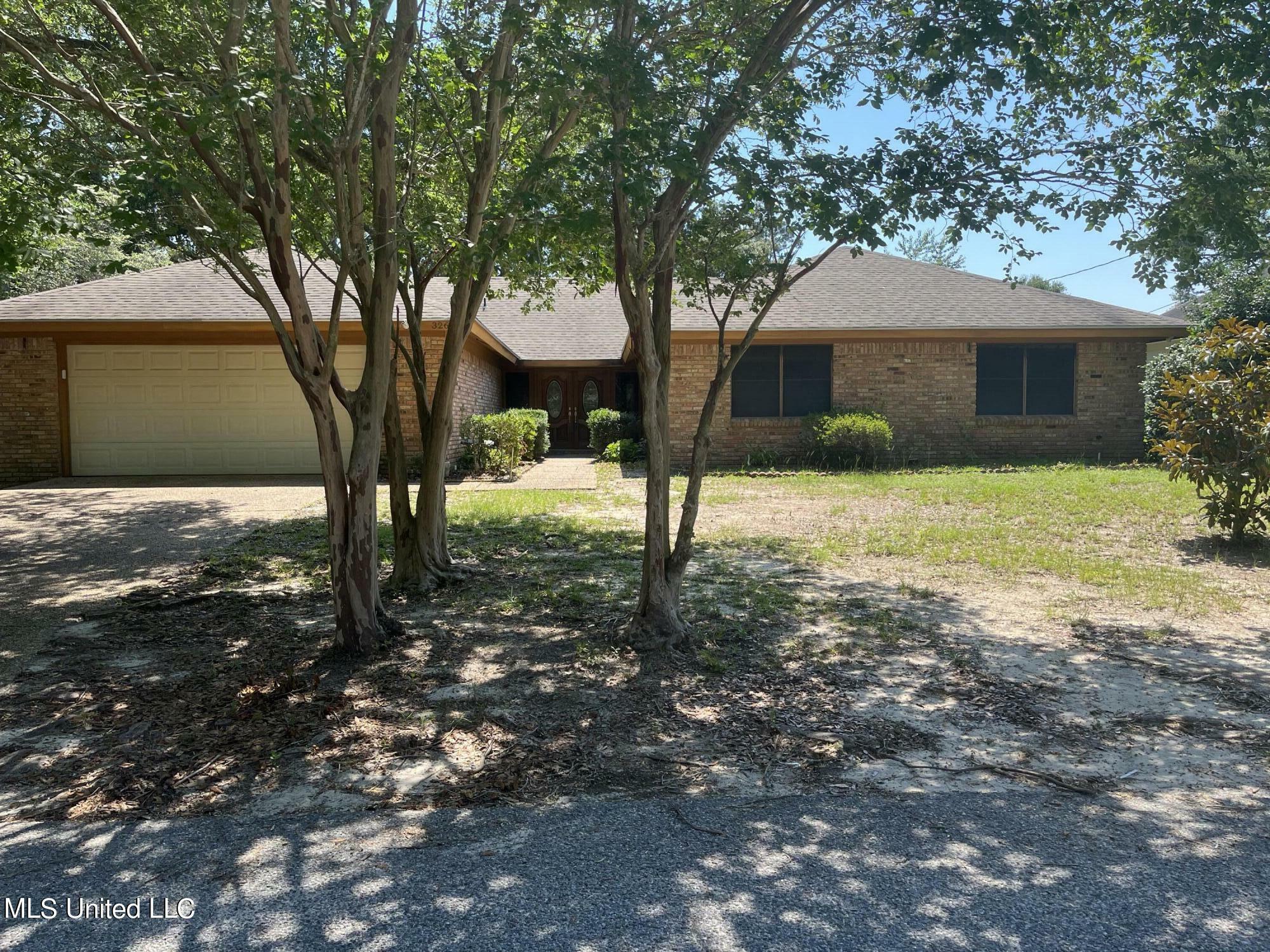 Property Photo:  326 Fairview Drive  MS 39531 