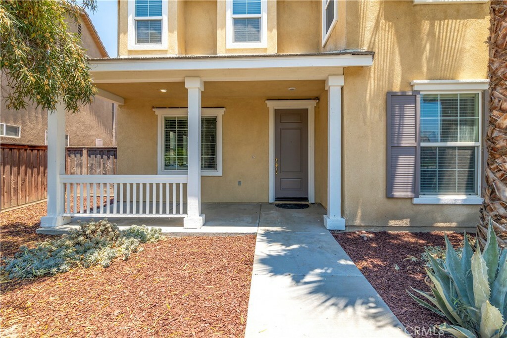 Property Photo:  257 Overleaf Way  CA 92582 