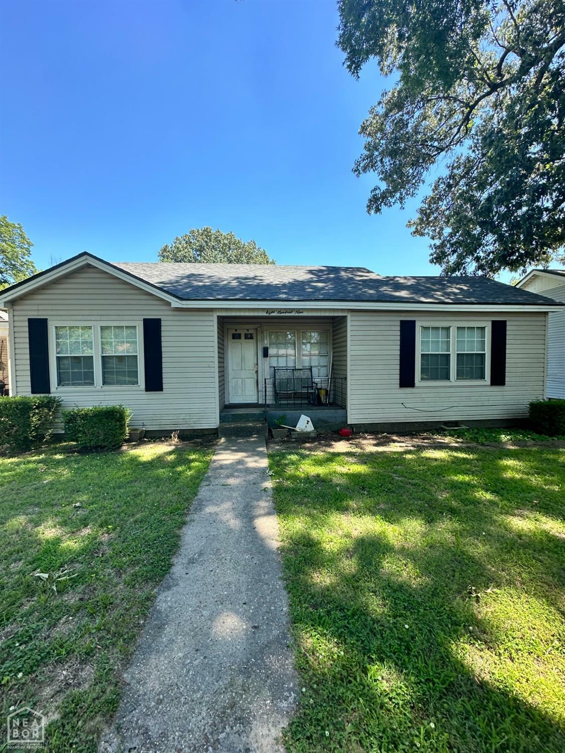 Property Photo:  809 SW 5th Street  AR 72476 