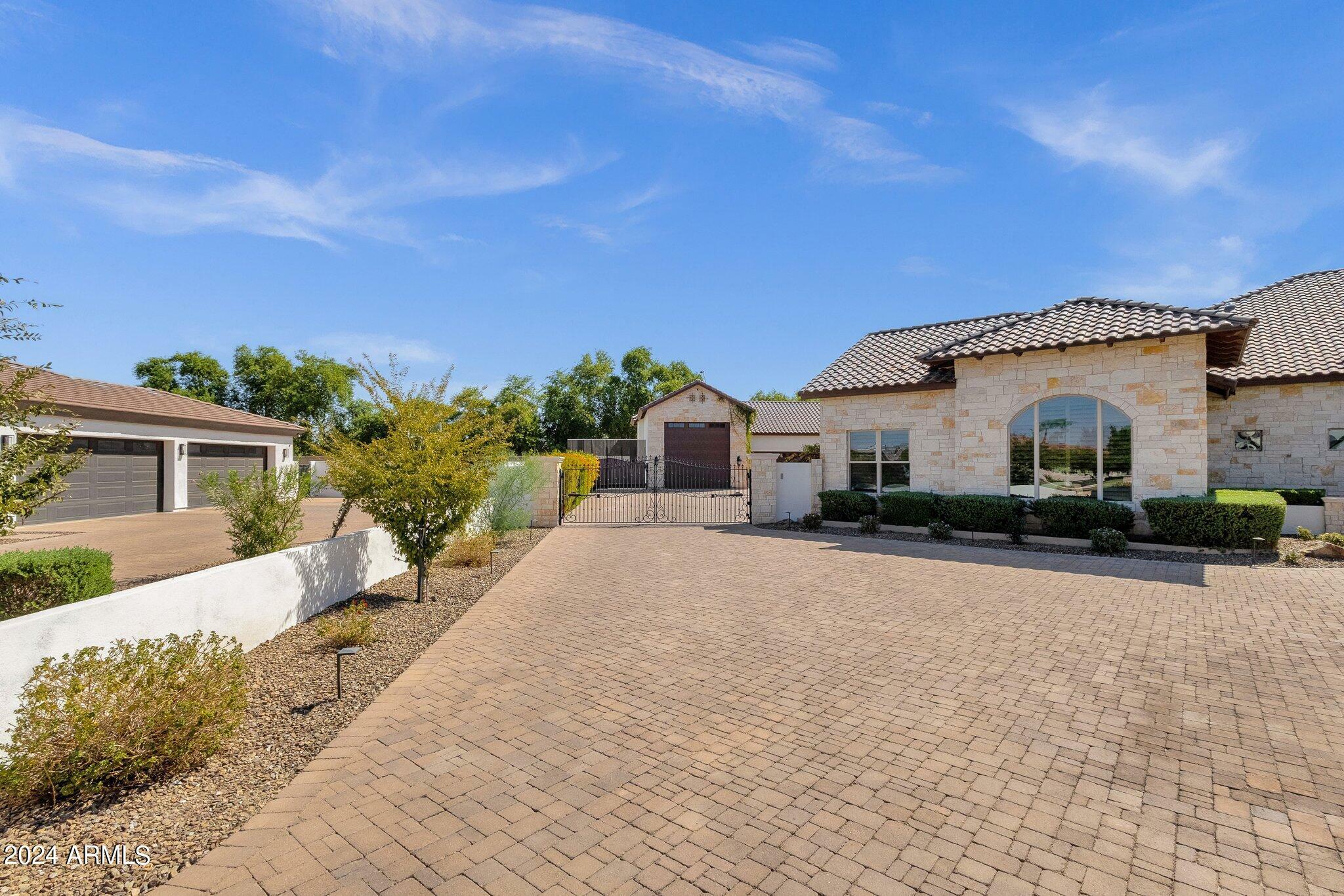 Property Photo:  5841 S Marin Court  AZ 85298 