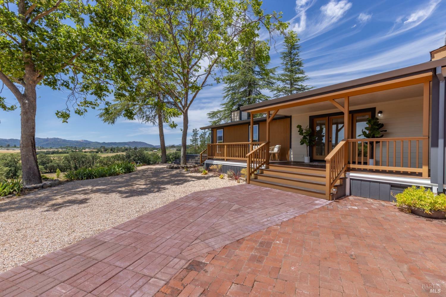 Property Photo:  1676 Chiquita Road  CA 95448 