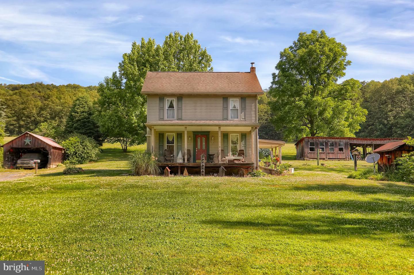 Property Photo: 1697 Mannsville Road PA 17024