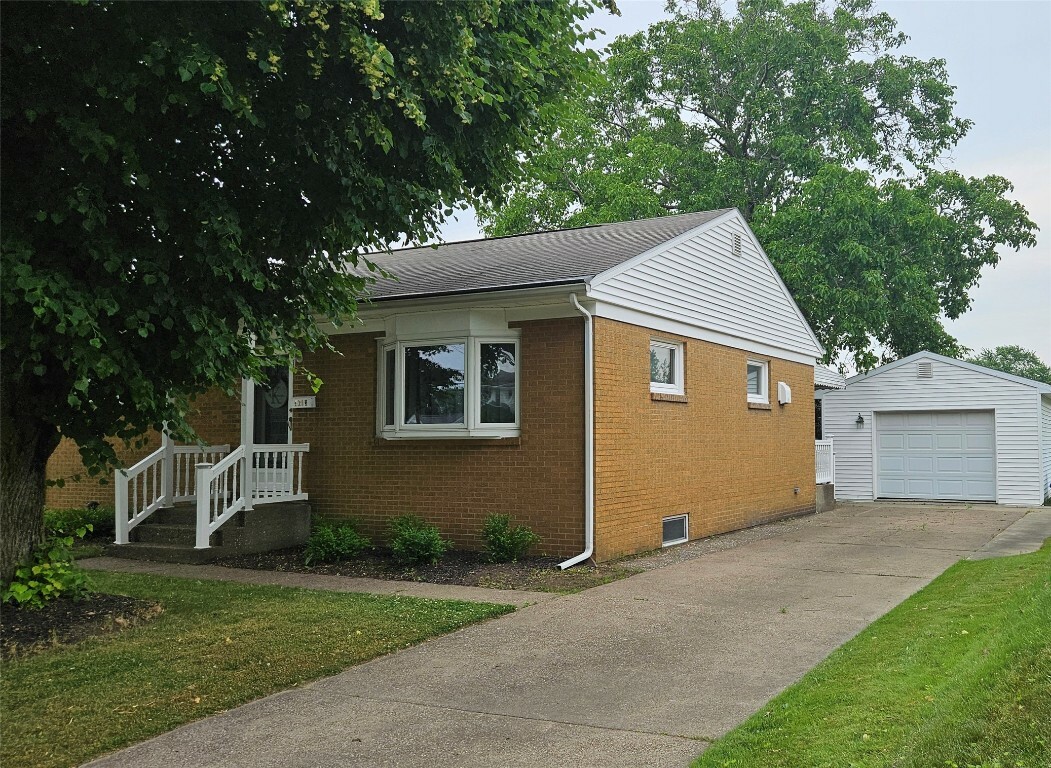 Property Photo:  3613 Ellsworth Avenue  PA 16508 