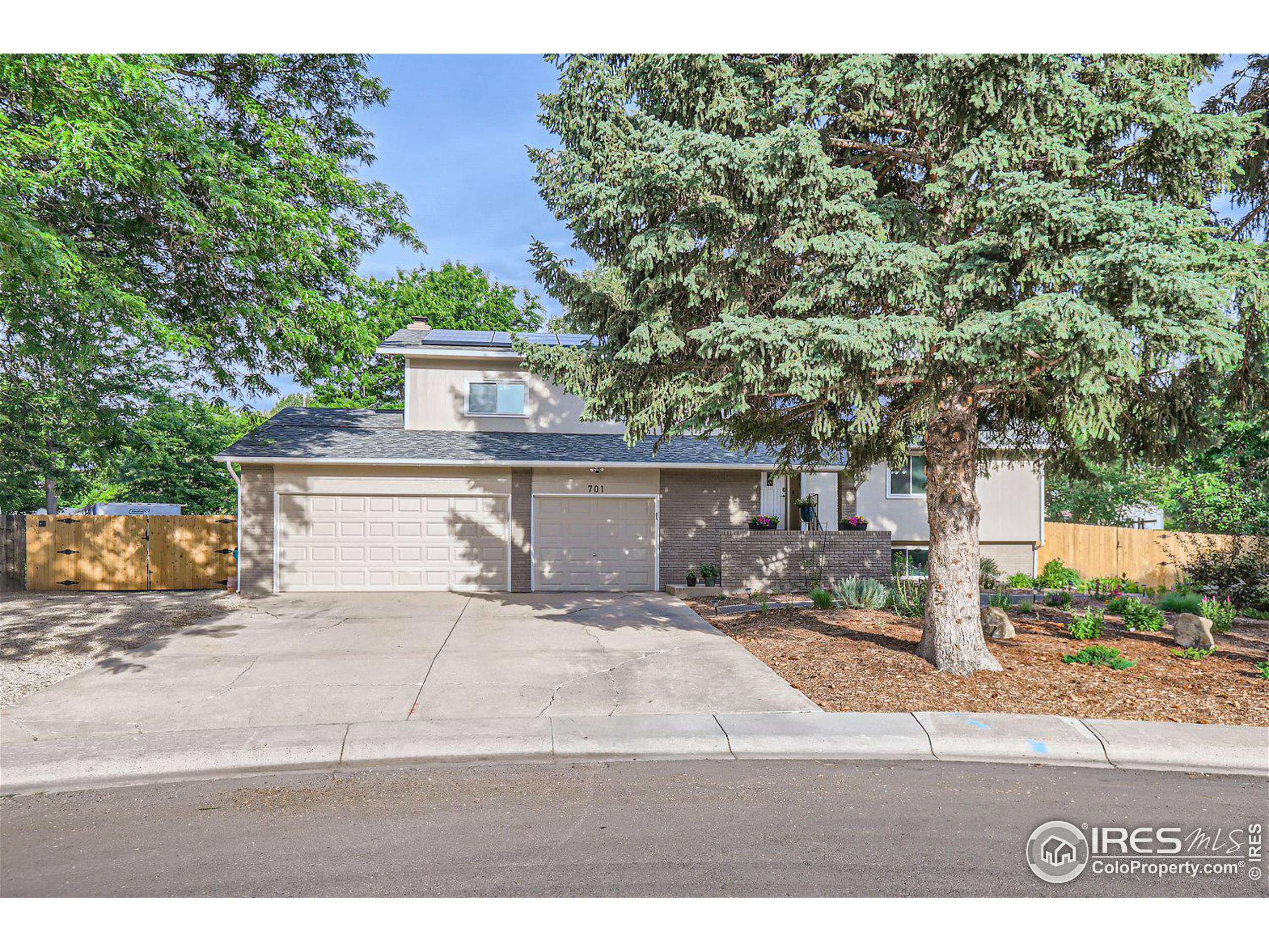 701 Frontier Ct  Fort Collins CO 80526 photo