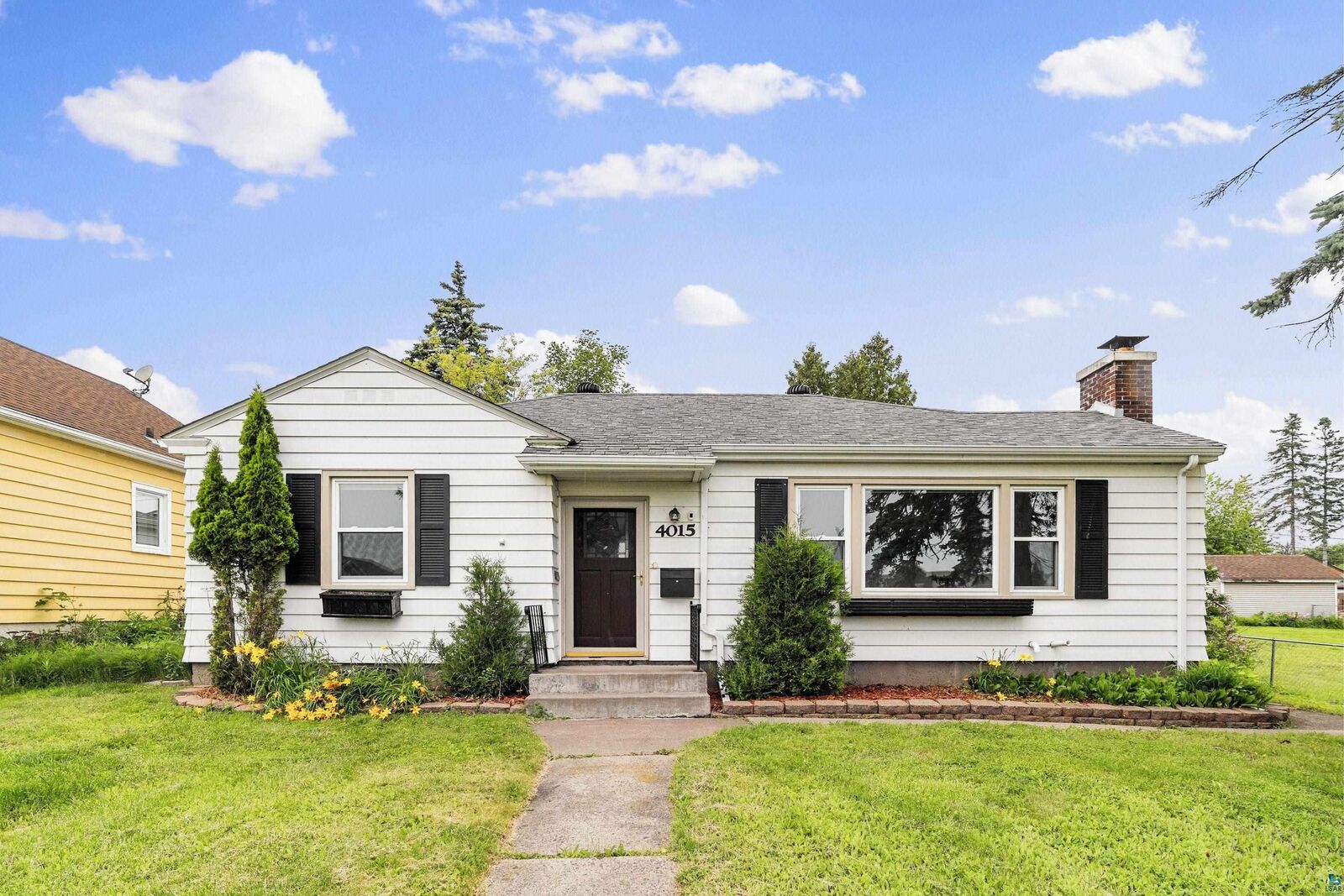 Property Photo: 4015 London Rd MN 55804