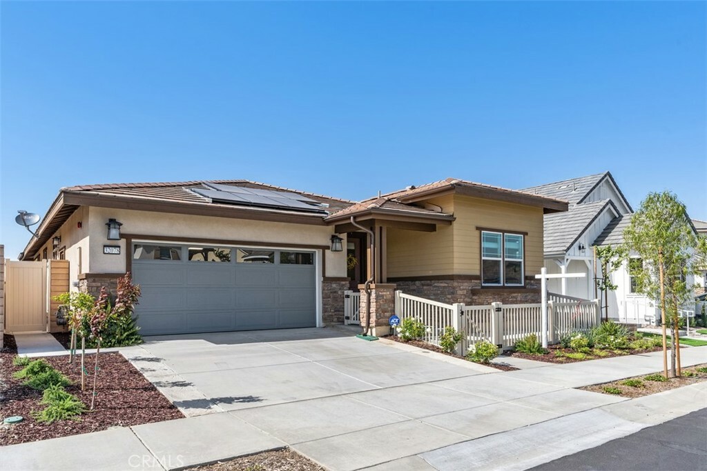 Property Photo:  32078 Hyacinth Way  CA 92591 