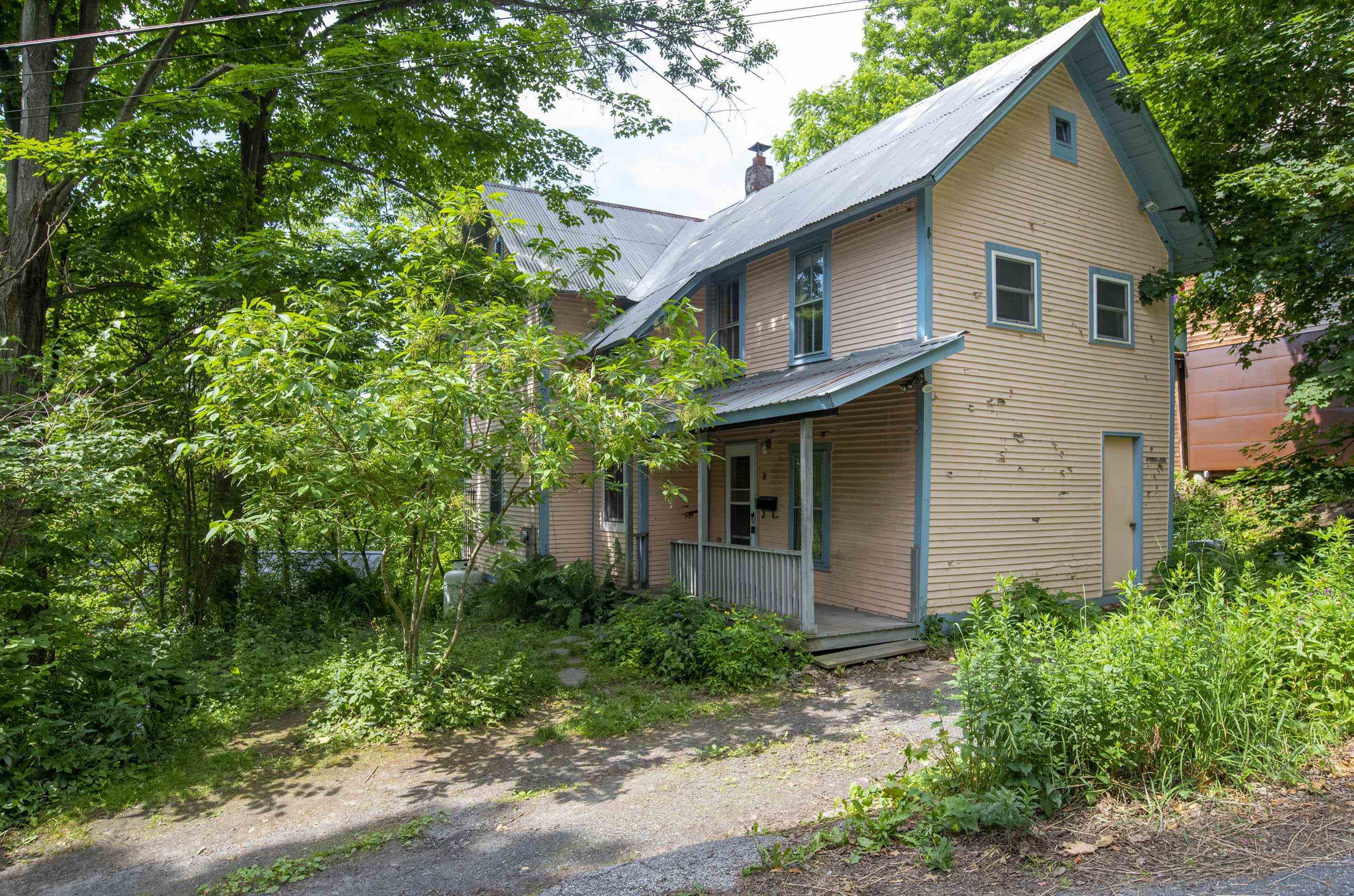 Property Photo: 18 Cliff Street VT 05602