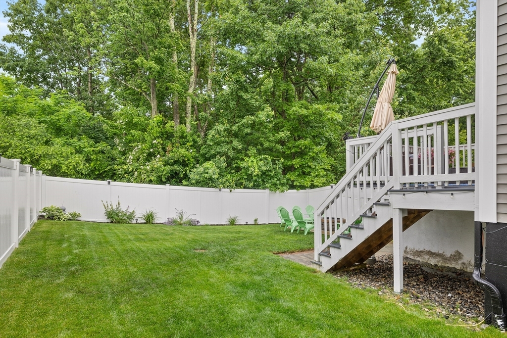 Property Photo:  4 Burncoat Heights  MA 01606 