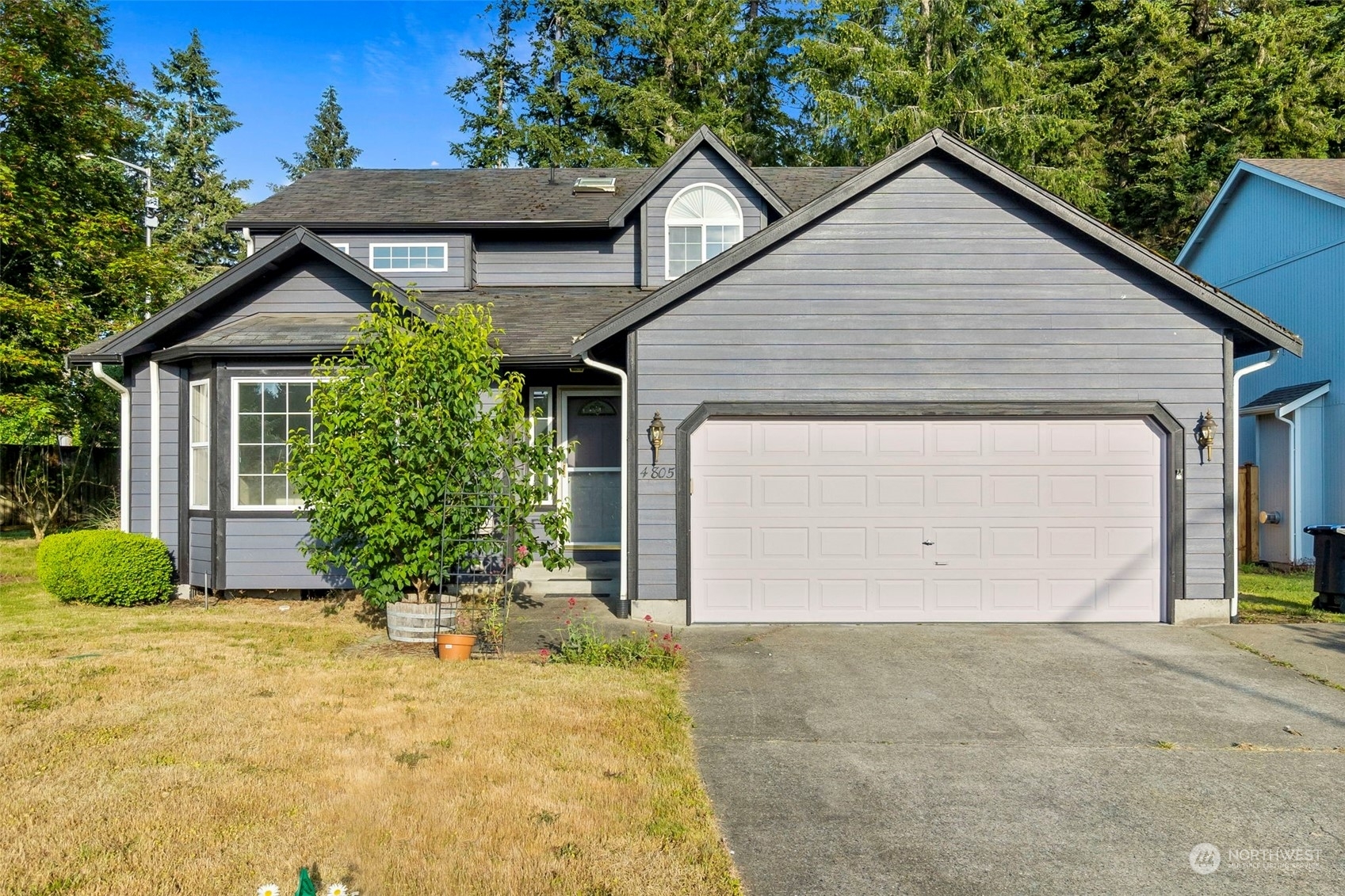 Property Photo:  4805 Rosemont Court SE  WA 98503 