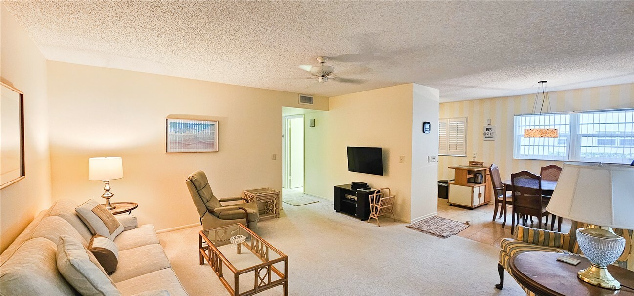 Property Photo:  19 Vista Gardens Trail 106  FL 32962 