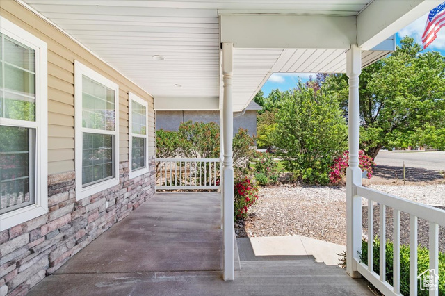 Property Photo:  368 S 200 W  UT 84754 