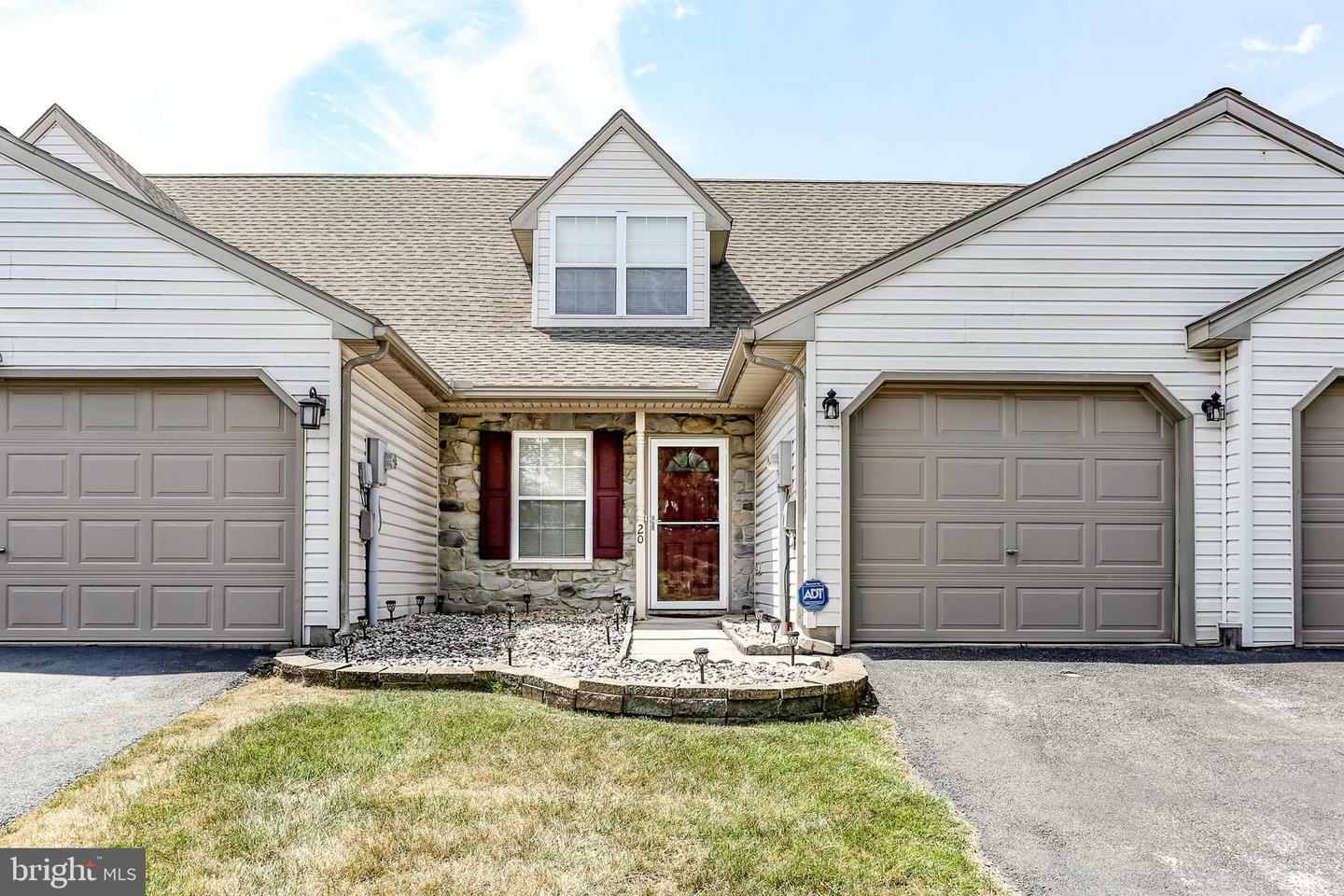 20 Sedum Court  Manchester PA 17345 photo