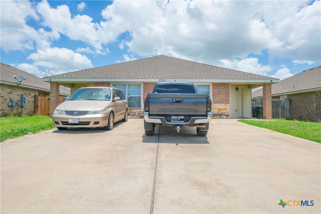 Property Photo:  2922 Saulsbury Drive  TX 76504 