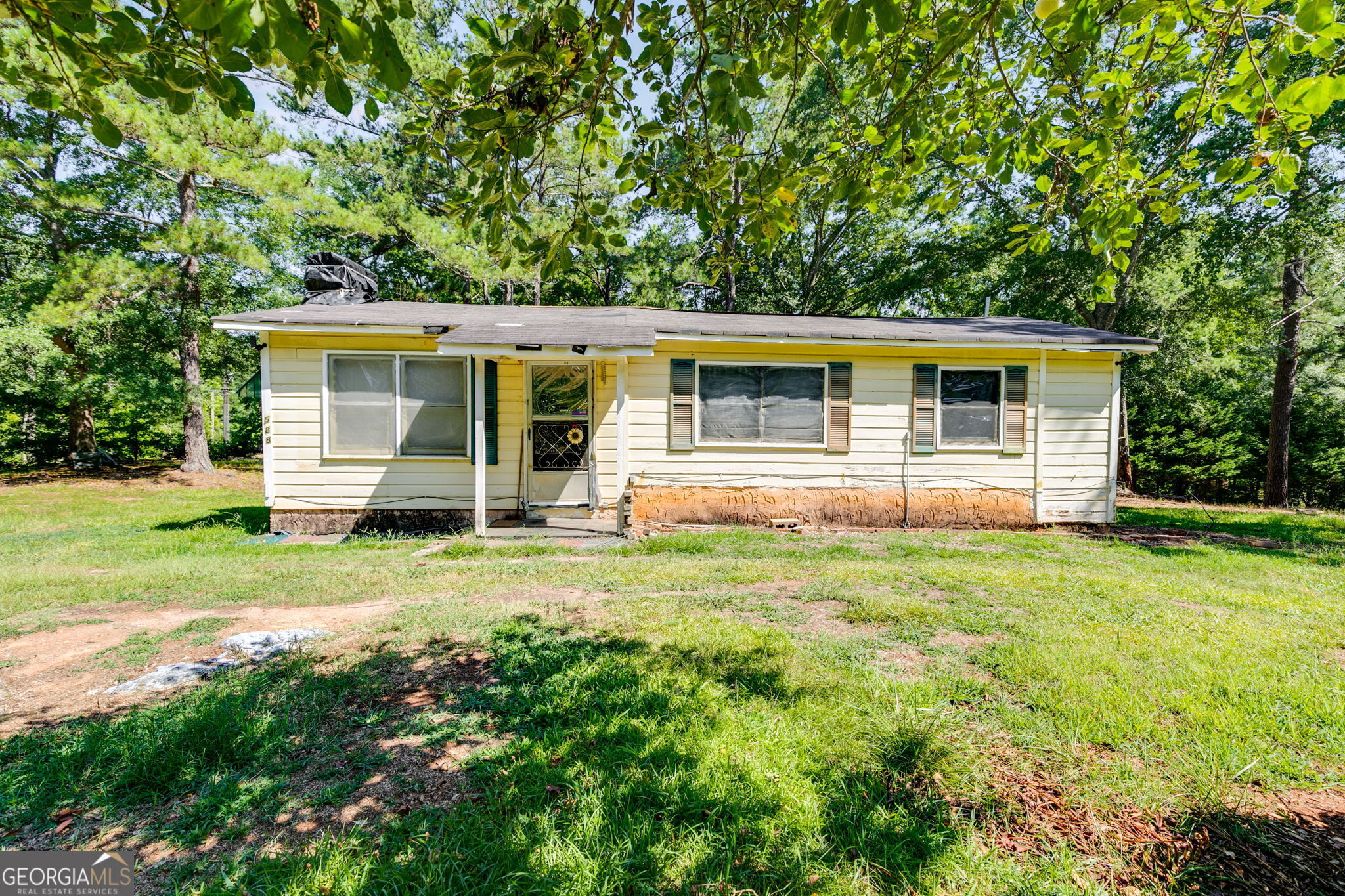 Property Photo: 588 Vaughn Road GA 30223