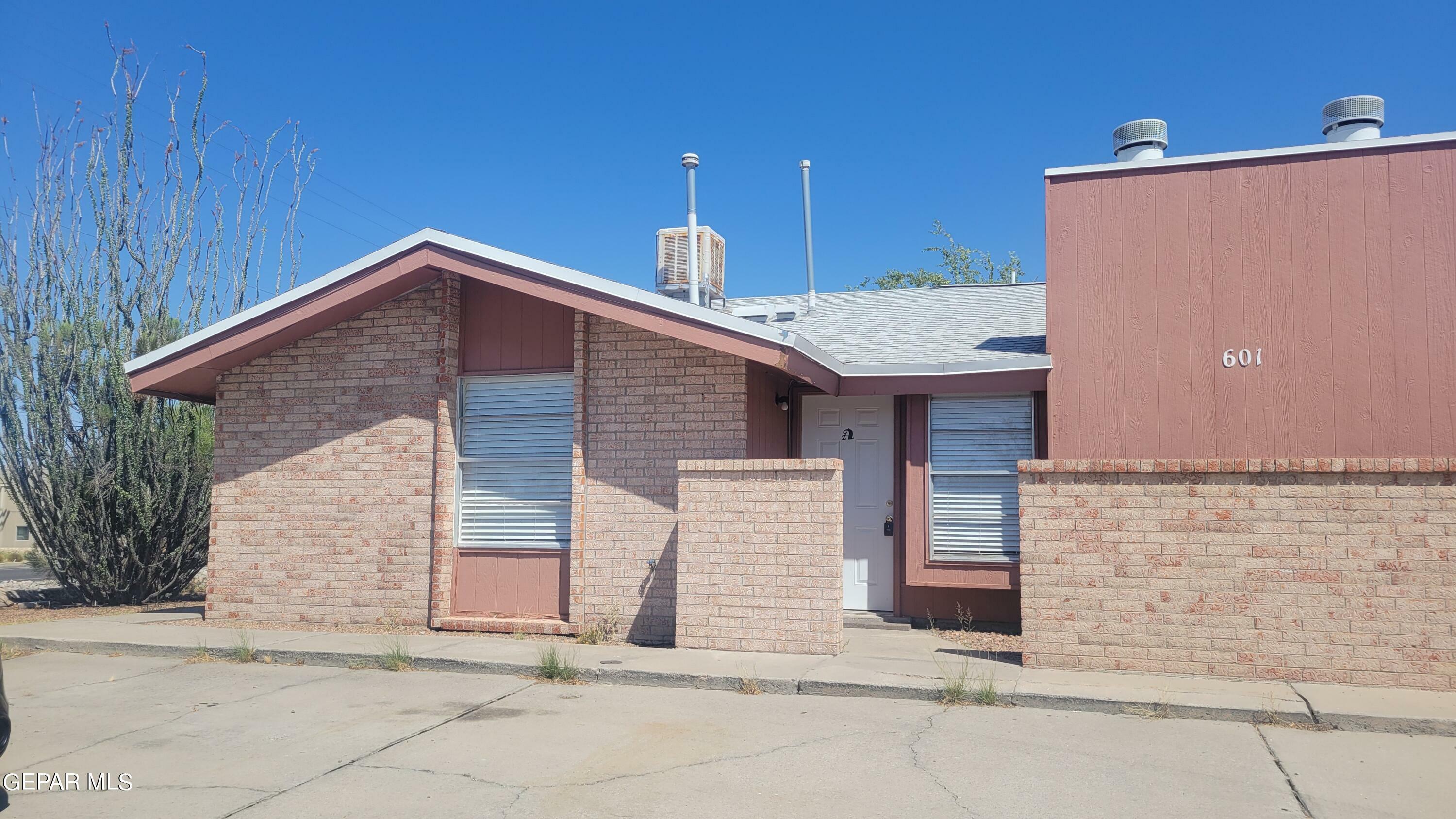Property Photo: 601 White Cliffs Drive A TX 79912