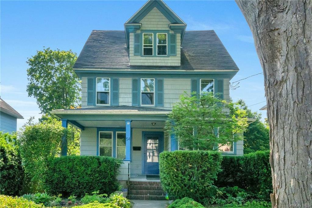 Property Photo:  54 Sunnyside Avenue  NY 10570 