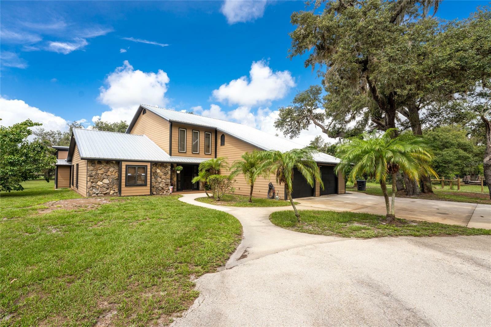 Property Photo:  5307 SW Carlton Avenue  FL 34266 