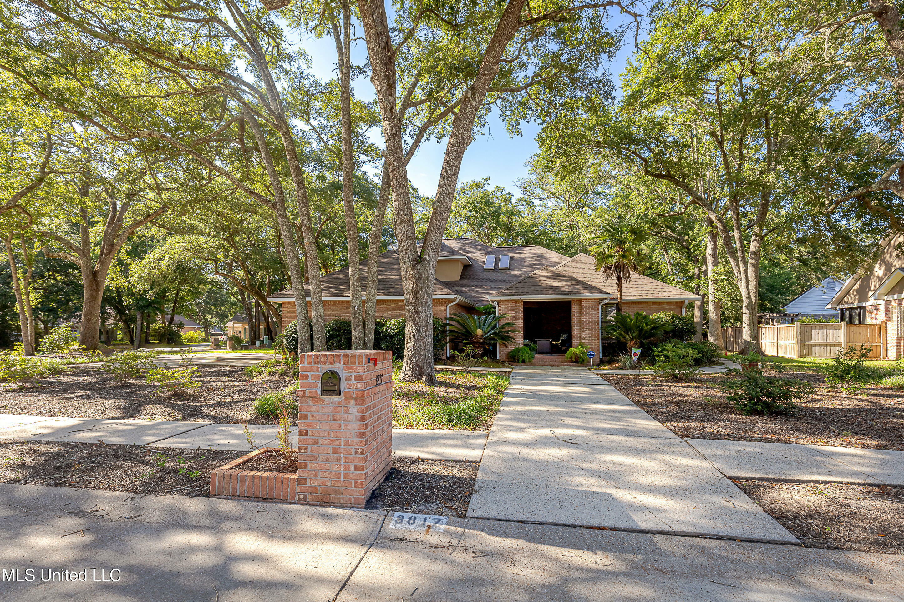 Property Photo:  3817 Chaumont Circle  MS 39564 