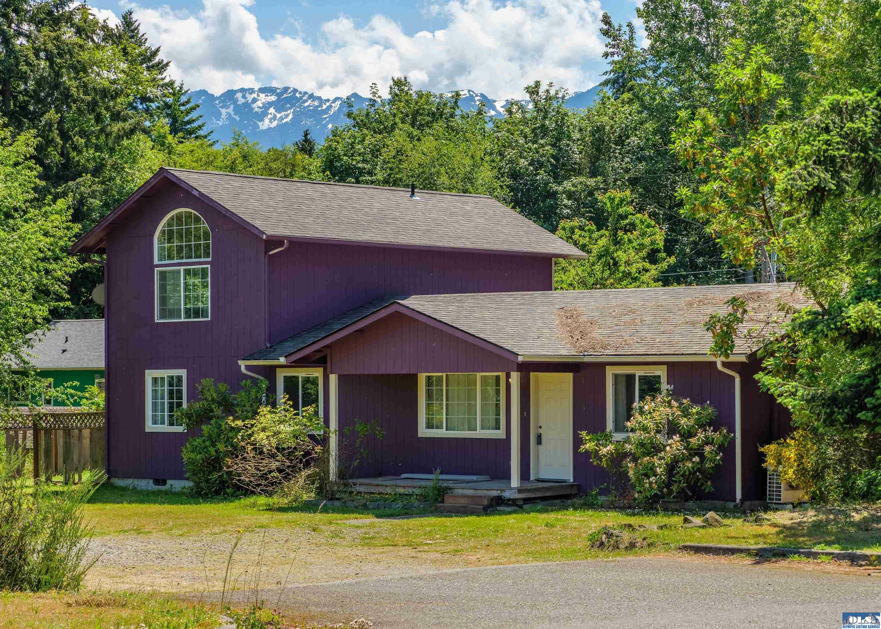 Property Photo:  1138 W 17th  WA 98363 