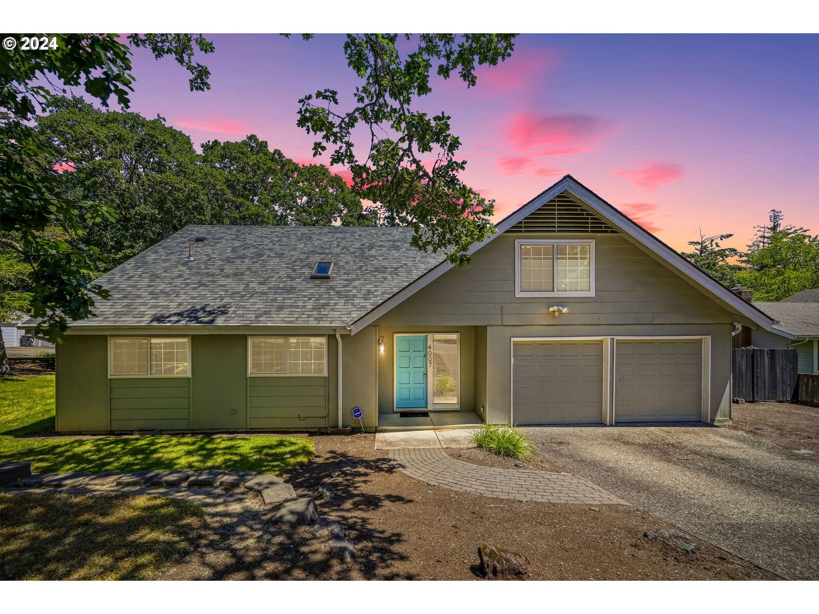 Property Photo:  4007 Brae Burn Dr  OR 97405 