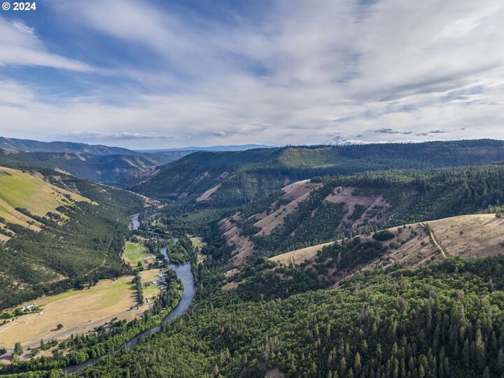 30 Incline Dr  Lyle WA 98635 photo