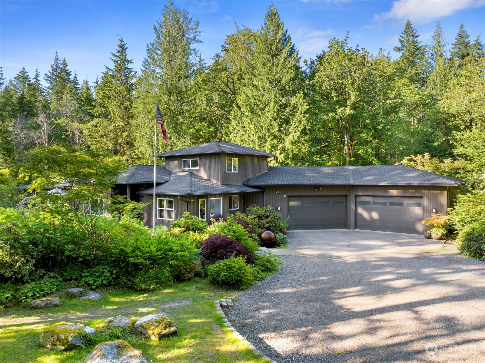 Property Photo:  30112 SE 64th Street  WA 98050 