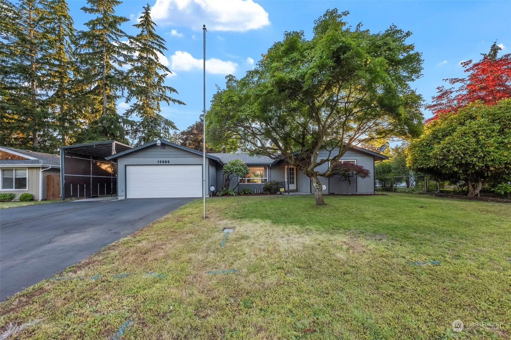 Property Photo:  12606 108th Avenue Ct E  WA 98374 