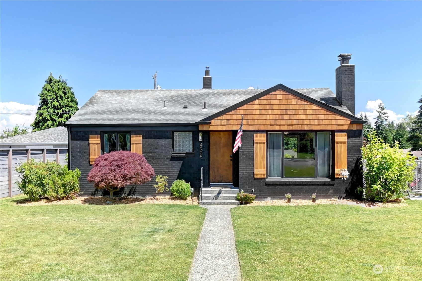 Property Photo:  4905 Delaware Avenue  WA 98203 