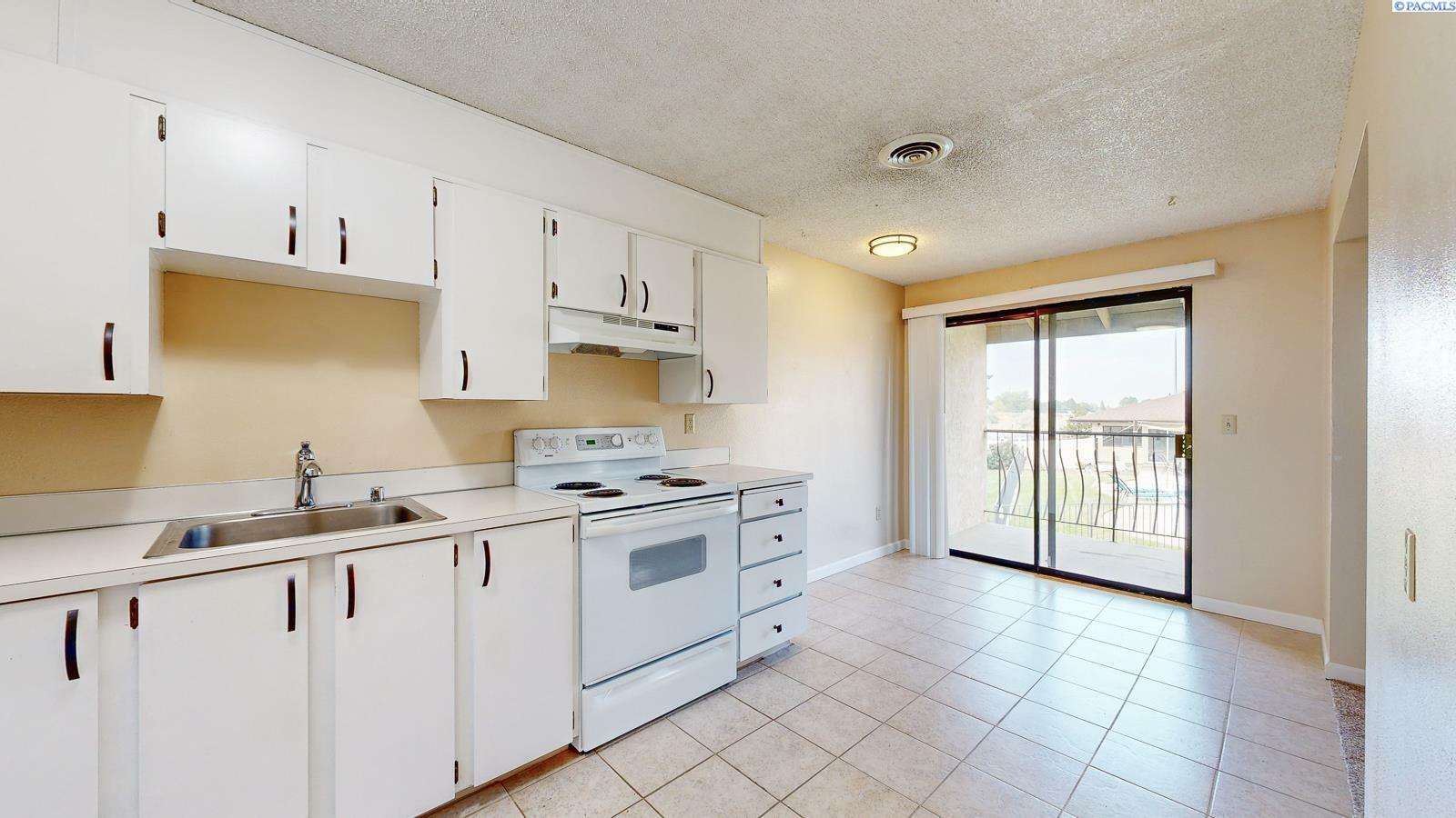 Property Photo:  303 Gage Blvd #232  WA 99352 