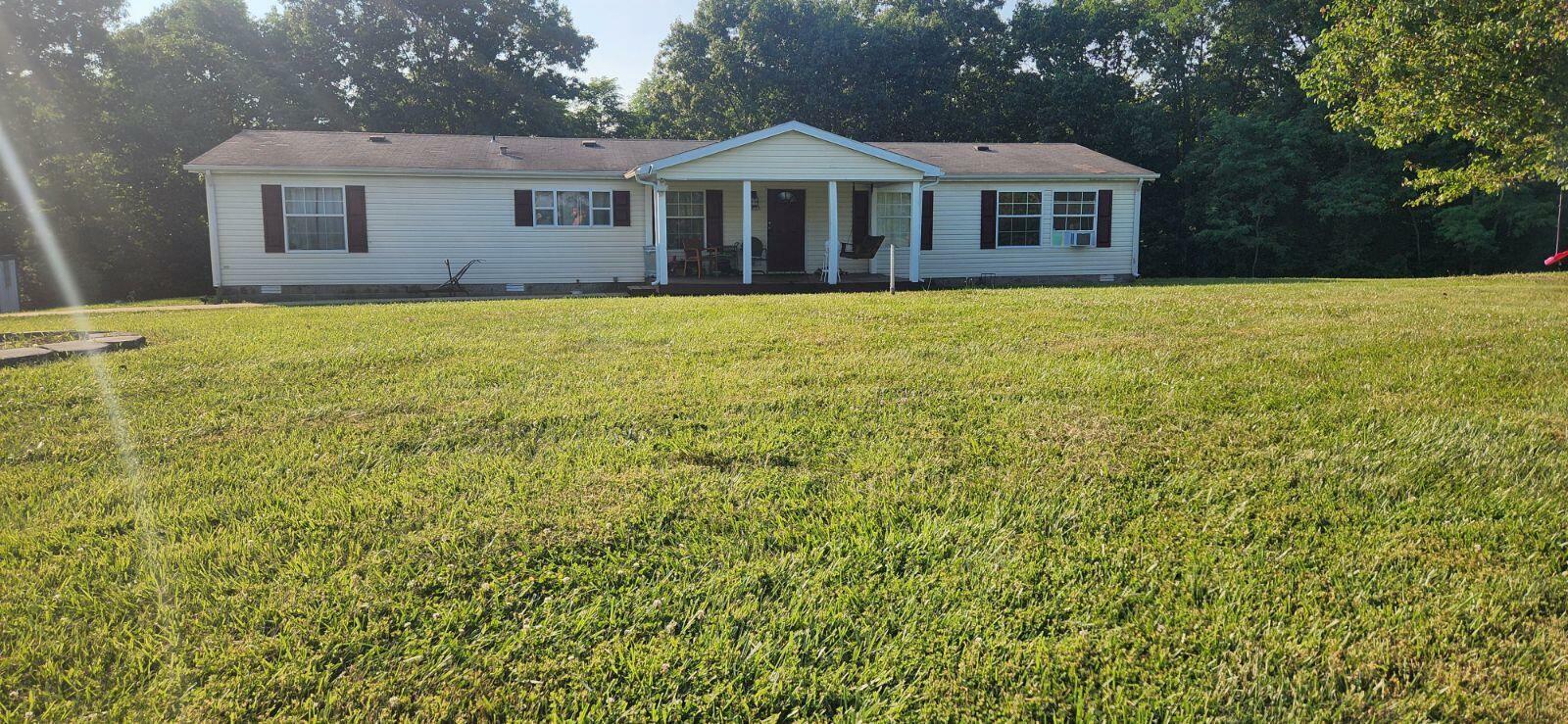 Property Photo:  1407 Gest Road  KY 40057 