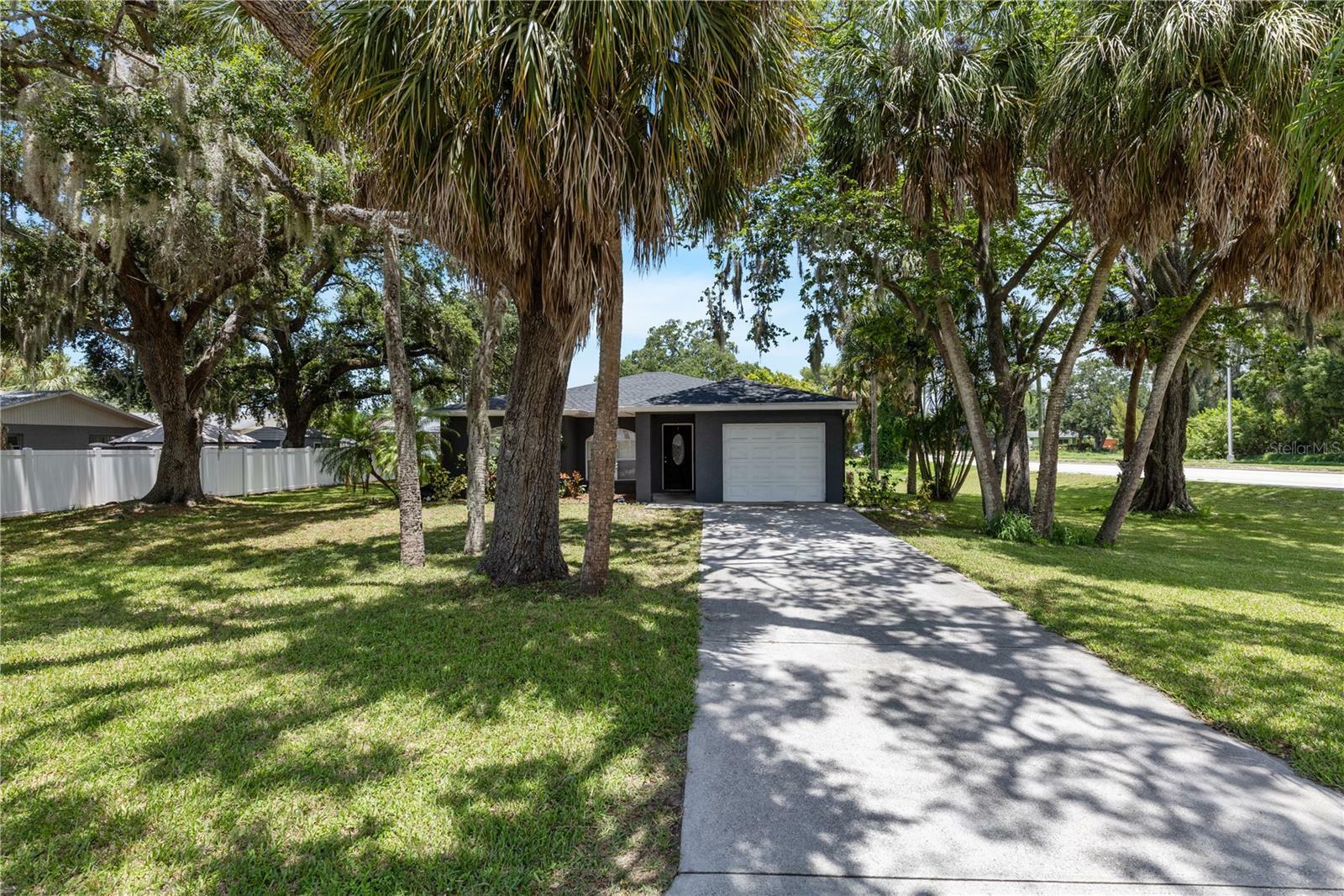 316 20th Street E  Palmetto FL 34221 photo