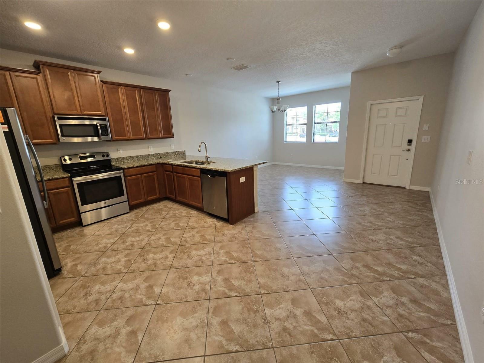 Property Photo:  4252 Fennwood Court  FL 33543 