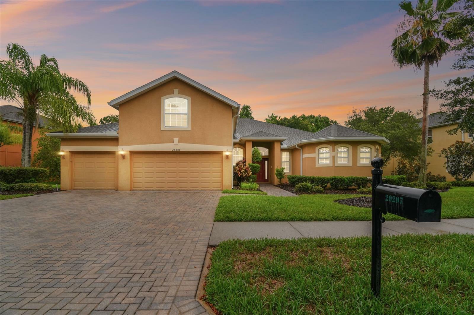 Property Photo:  20207 Regal Fern Court  FL 33647 