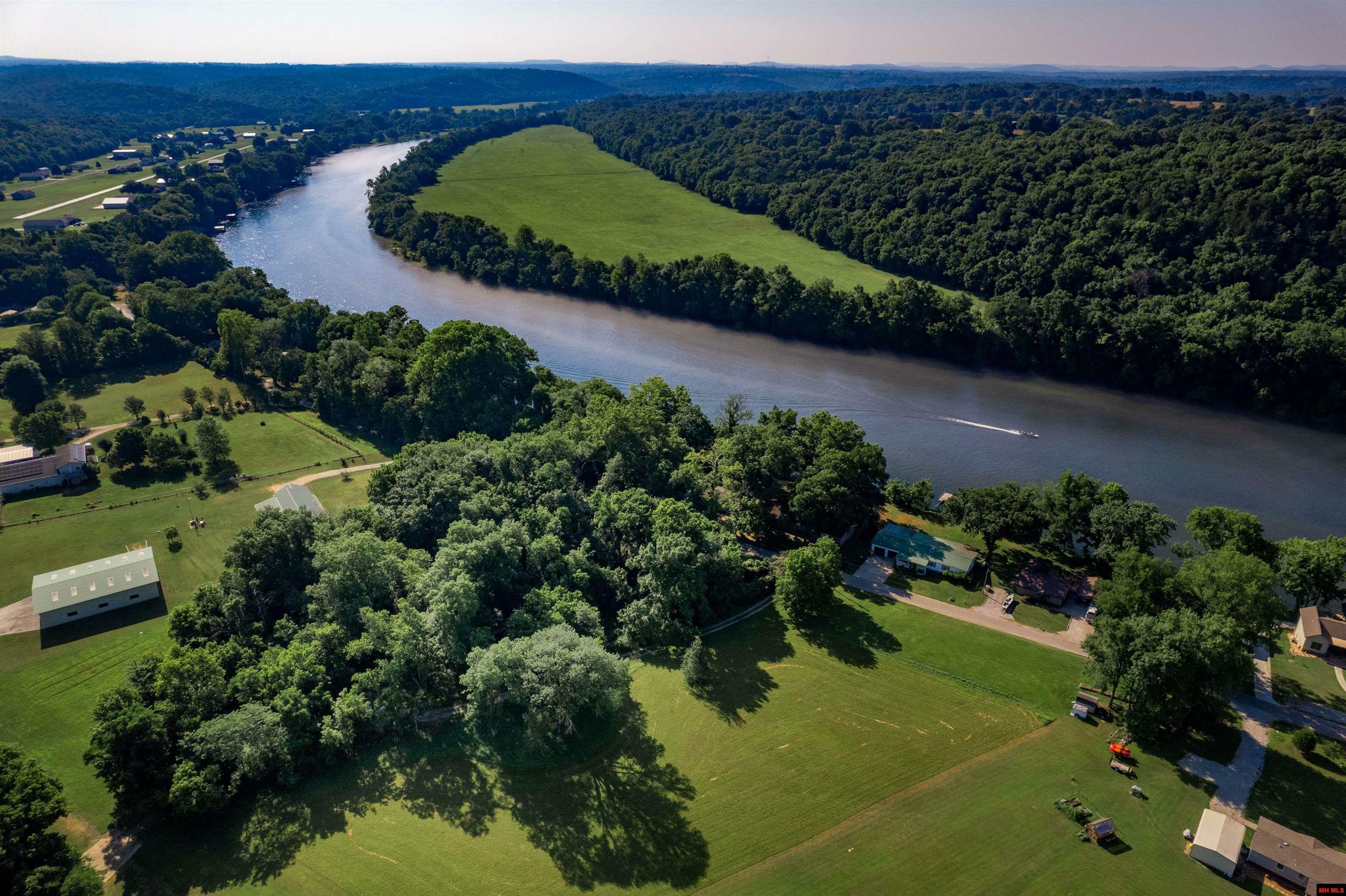Property Photo: 002-10401-000 Rainbow Landing Drive AR 72626