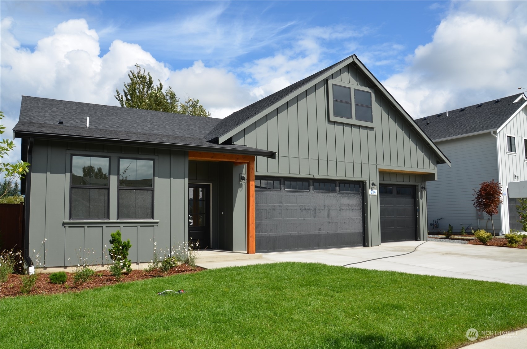 Property Photo:  634 Bucko Avenue  WA 98284 