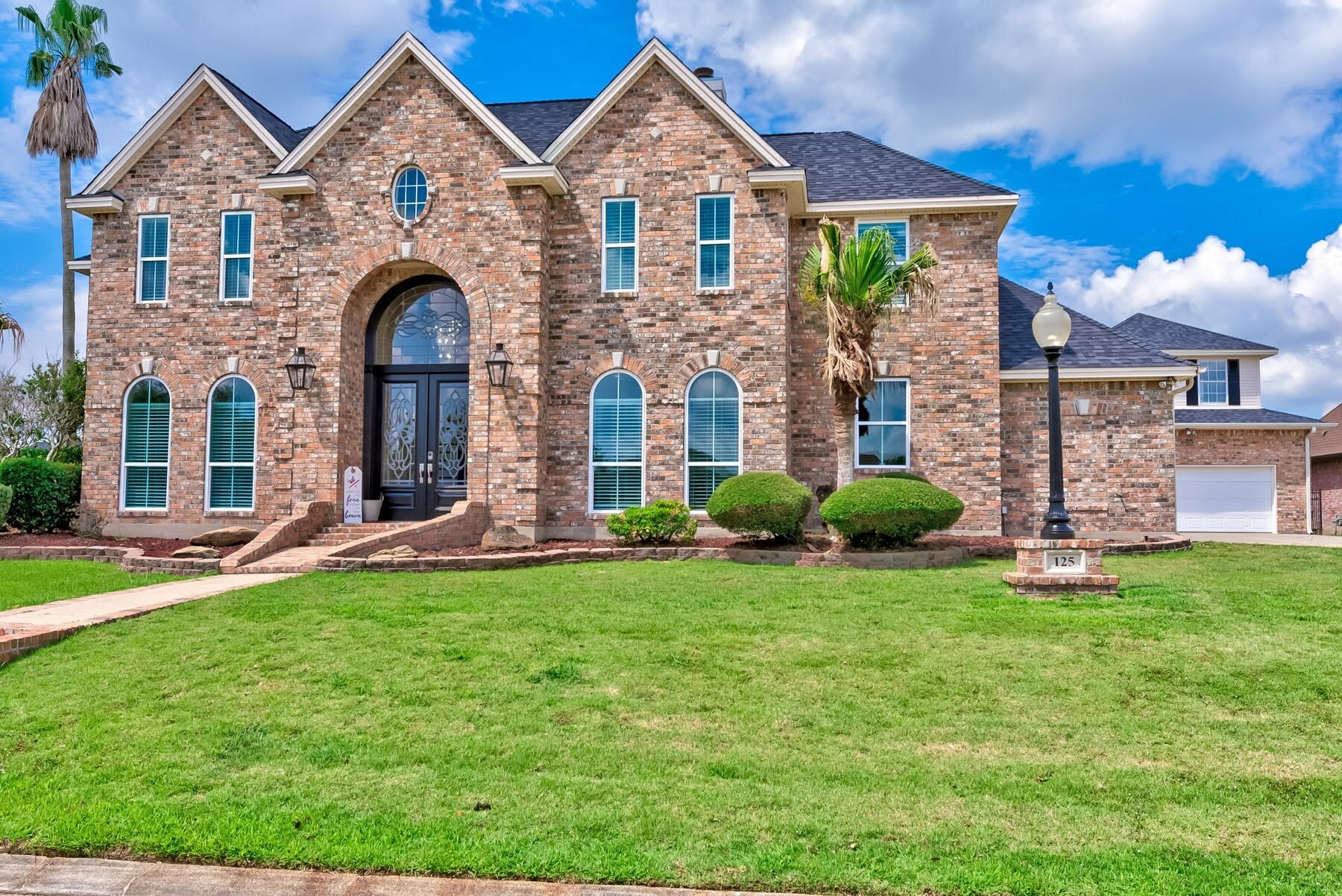 Property Photo: 125 Canvasback TX 77630