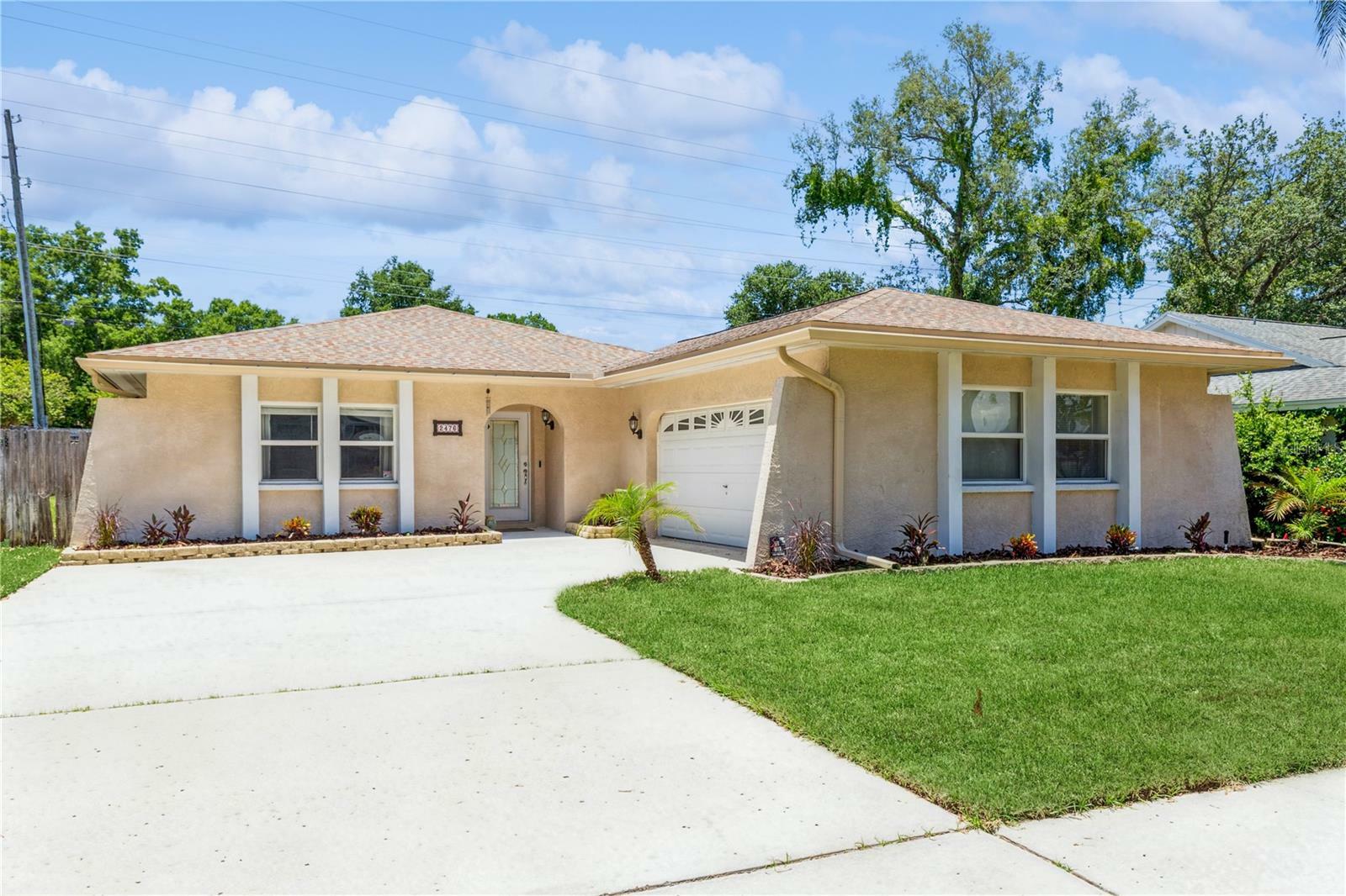 Property Photo:  2476 Grove Ridge Drive  FL 34683 